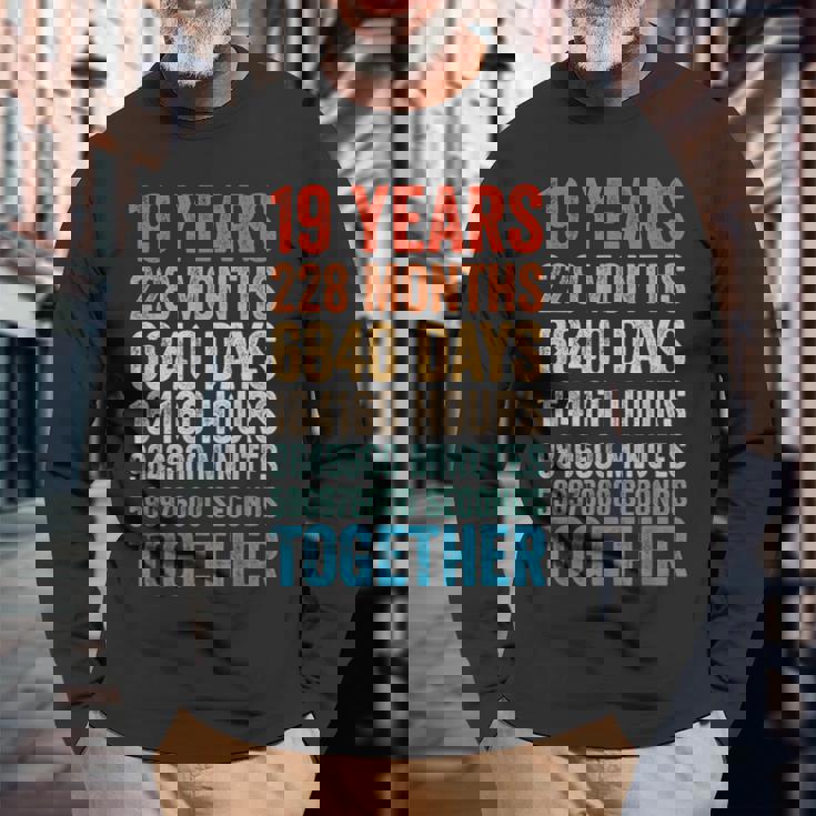 19年目の記念日 彼 彼女 カップル 19回目の結婚 長袖Tシャツ 高齢者への贈り物