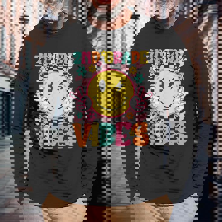 2年生 バイブス スマイルフェイス 新学期 2年生 長袖Tシャツ 高齢者への贈り物