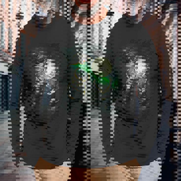 3 サイ クワガタ カブトムシ 月 三匹狼 ハウリング 長袖Tシャツ 高齢者への贈り物