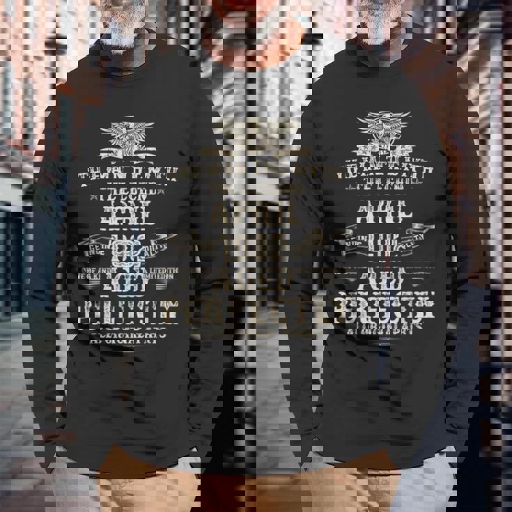 43歳の誕生日プレゼント 男性用 1982年4月 誕生日 長袖Tシャツ 高齢者への贈り物