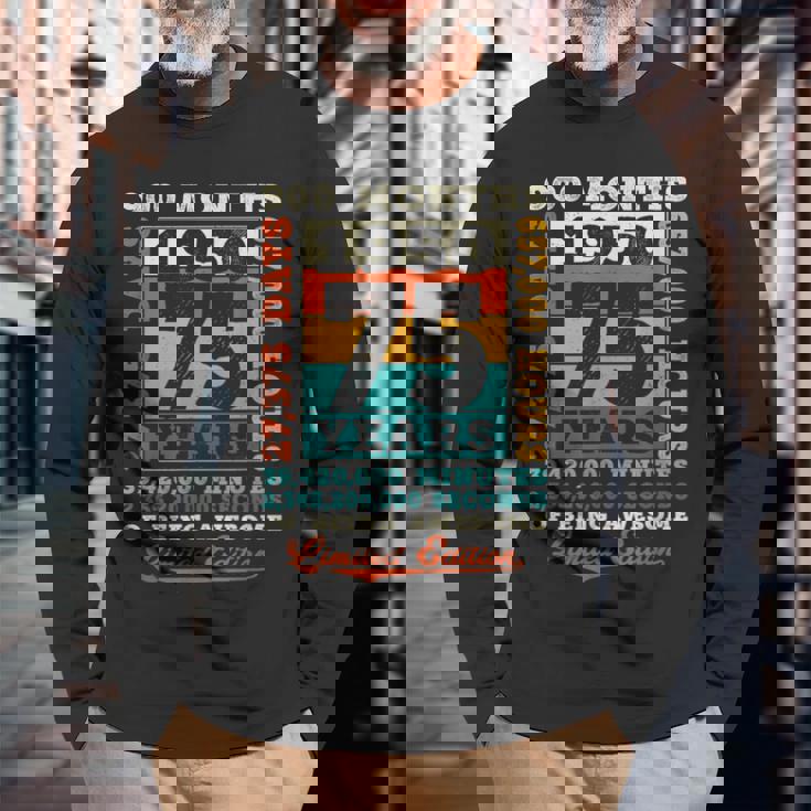 75歳の誕生日 75歳 900ヶ月 すごい生まれ 1950年 長袖Tシャツ 高齢者への贈り物