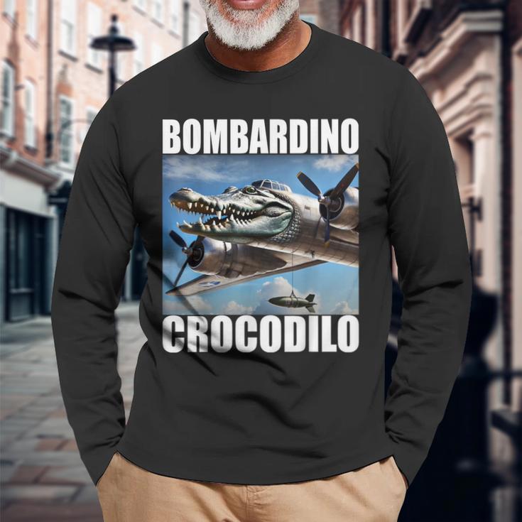 Bombardino Crocodilo イタリアンブレインロットミーム 長袖Tシャツ 高齢者への贈り物