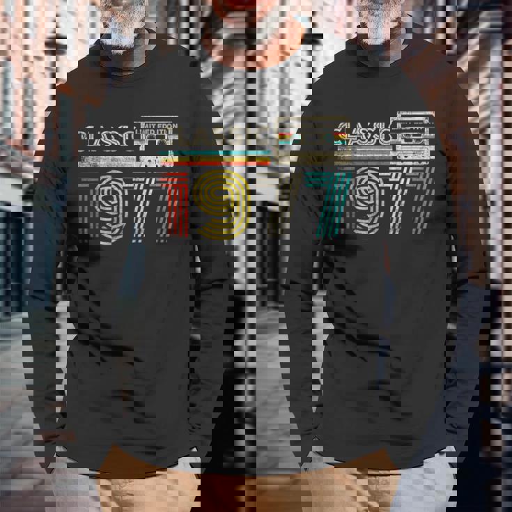 Classic 1977 Retro Birthday Idea 1977 Cassette Tapeintage 長袖Tシャツ 高齢者への贈り物