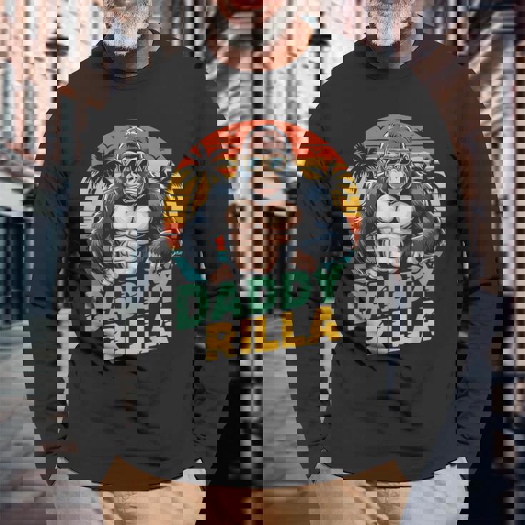 Daddy Rilla Gorilla Dad 父の日ギフト お父さんへのギフト 長袖Tシャツ 高齢者への贈り物