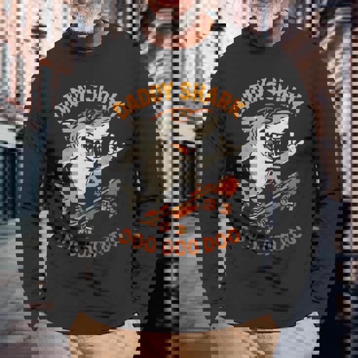 Daddyhark メンズ サーフショップ シャーク。 長袖Tシャツ 高齢者への贈り物