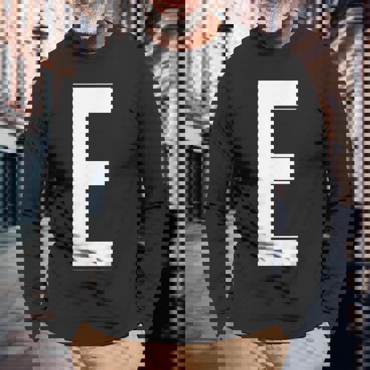 E字アルファベット モノグラム イニシャル 長袖Tシャツ 高齢者への贈り物