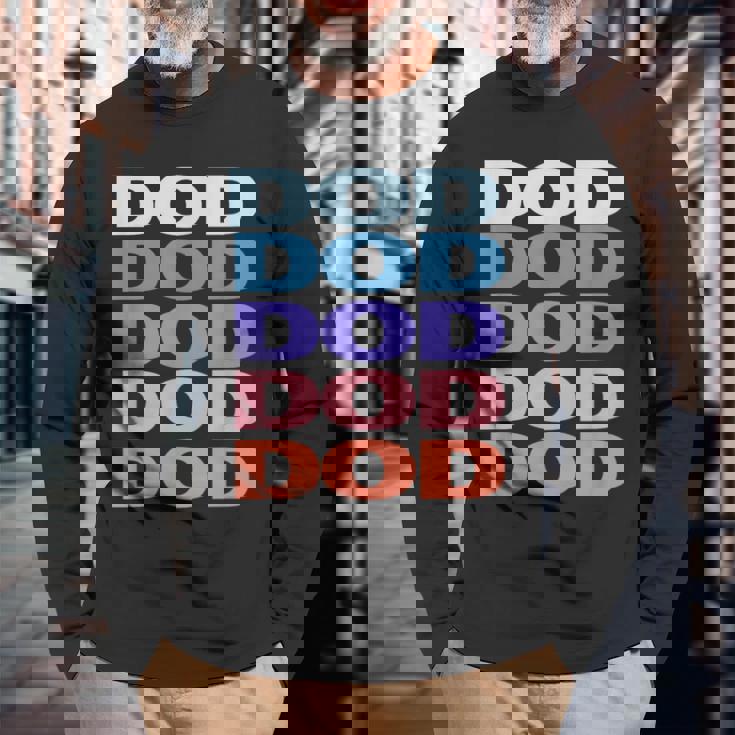 Modern Repeated Text Dod 長袖Tシャツ 高齢者への贈り物