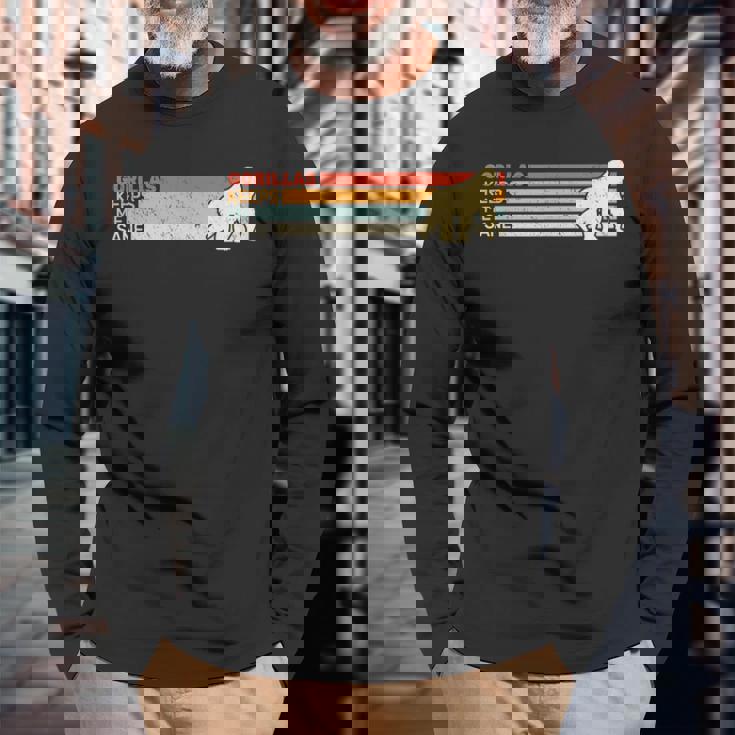 Gorillas Keep Meane Animal レディース ゴリラ ヴィンテージ 男性用 長袖Tシャツ 高齢者への贈り物