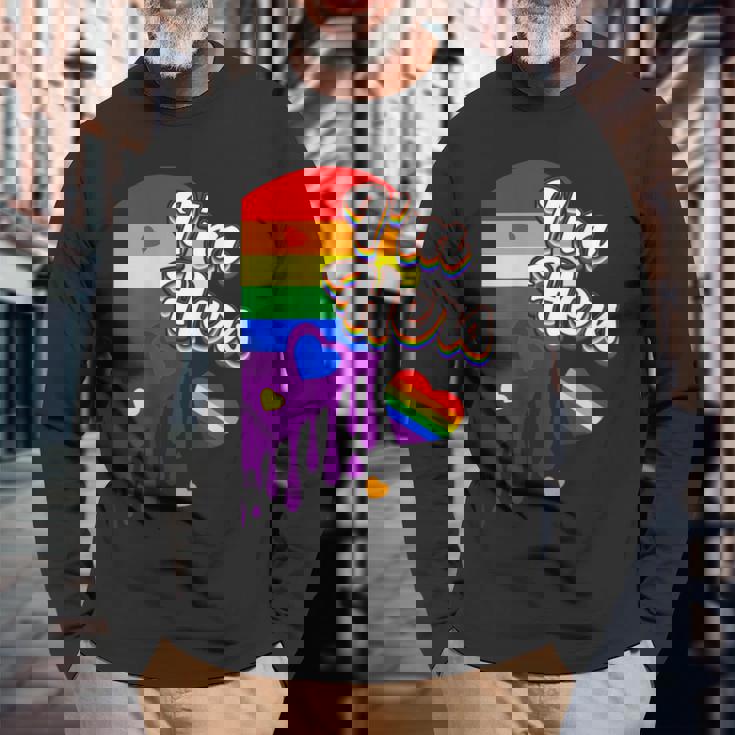 I'm Hers &He's Mine 虹のハート Lgbtq プライド デザイン 長袖Tシャツ 高齢者への贈り物