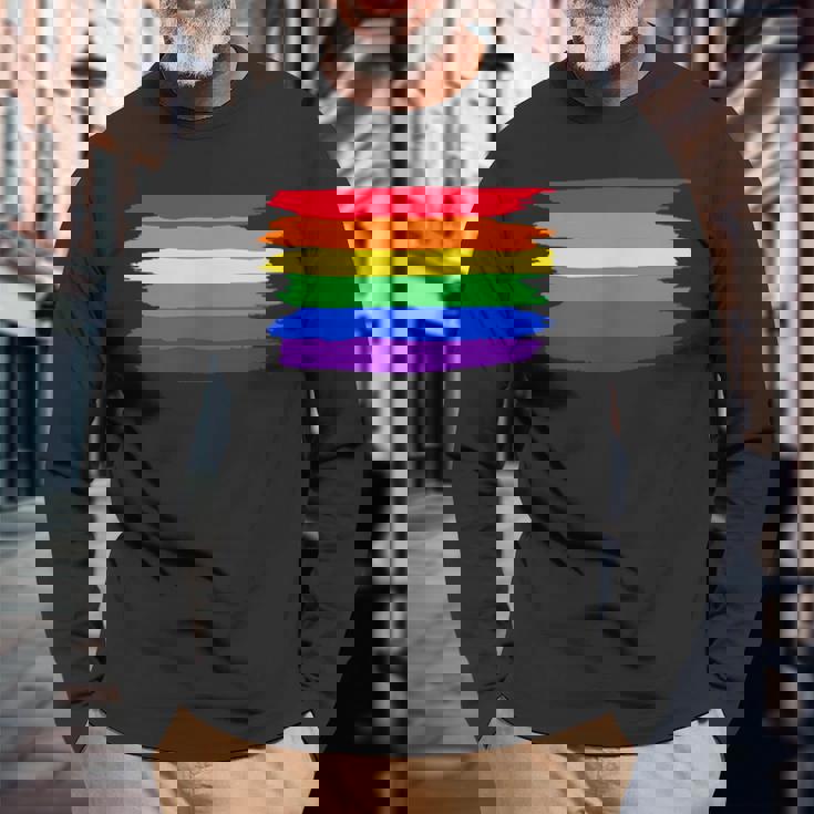 Lgbt ハートにレインボーフラッグ 長袖Tシャツ 高齢者への贈り物