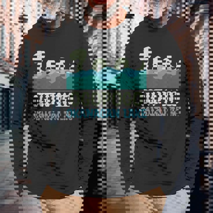 Ogopogo オカナガン湖 怪獣 生き物 かわいい かわいい クリプティッド 長袖Tシャツ 高齢者への贈り物