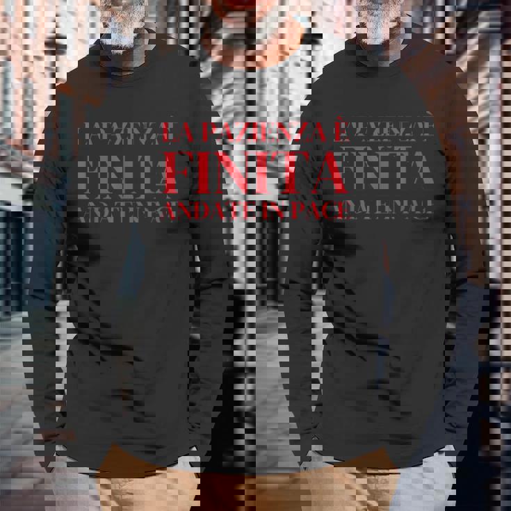 Patience Is Over Go In Peace 長袖Tシャツ 高齢者への贈り物