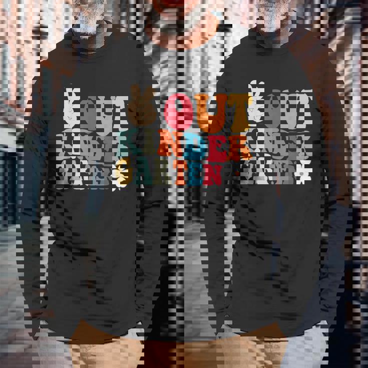 Peace Out 幼稚園 卒業 ピースアウト 幼稚園 長袖Tシャツ 高齢者への贈り物