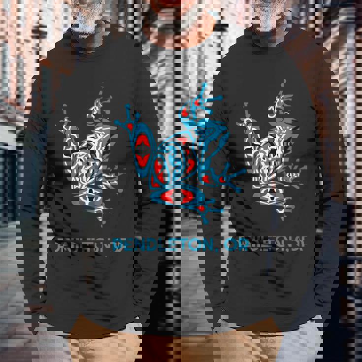 Pendleton オレゴンレッドブルフロッグ Pnw アート ネイティブアメリカン 長袖Tシャツ 高齢者への贈り物