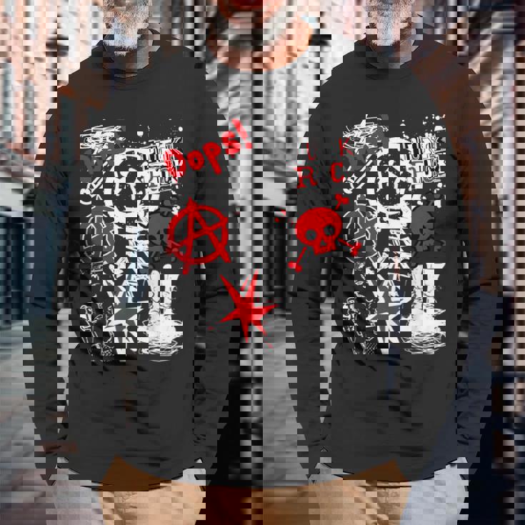 Punk's Not Dead ブラック&レッド 長袖Tシャツ 高齢者への贈り物