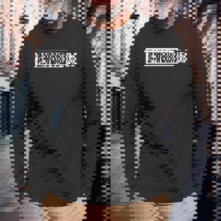 Taewondo Dad 長袖Tシャツ 高齢者への贈り物