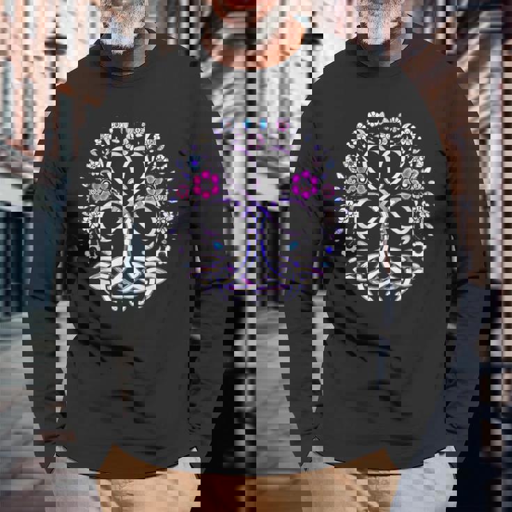 Triquetta ケルティック 保護ルーン 花とハート 長袖Tシャツ 高齢者への贈り物