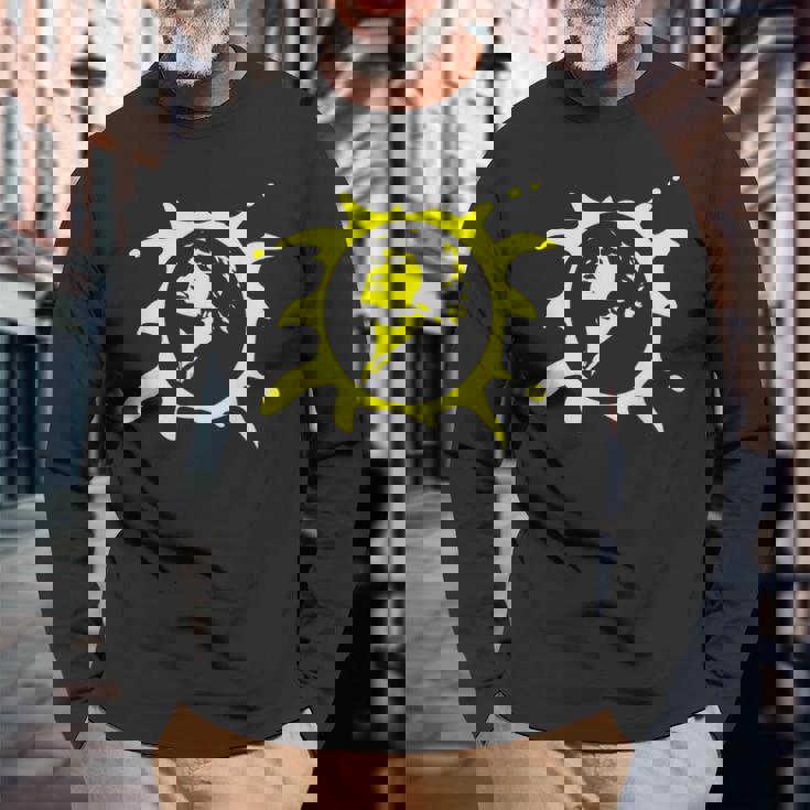 Viktor Tsoi ロックミュージシャン ロシアシネマ ギフト 長袖Tシャツ 高齢者への贈り物