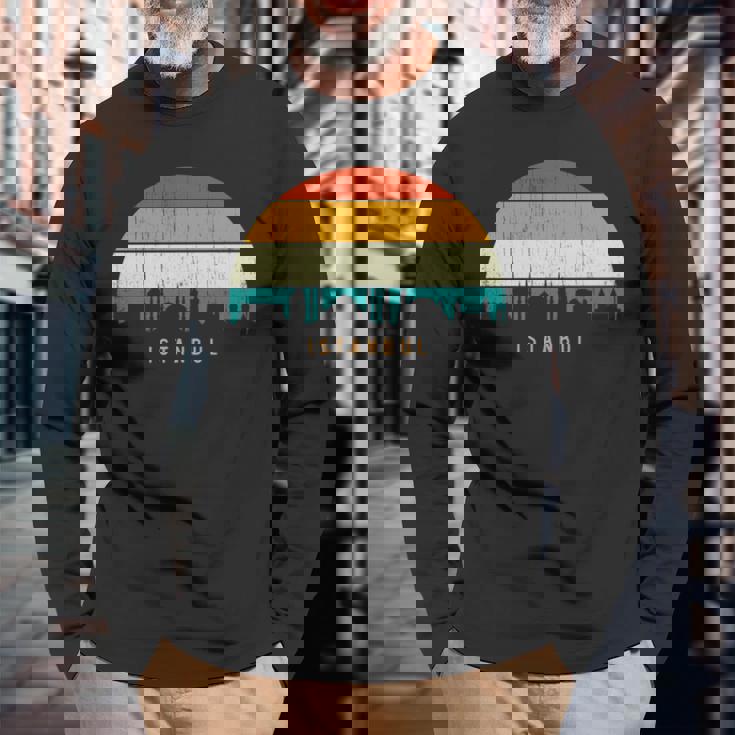 Vintage Retrotyle City Turkeykyline Cityscape Istanbul 長袖tシャツ 長袖Tシャツ 高齢者への贈り物