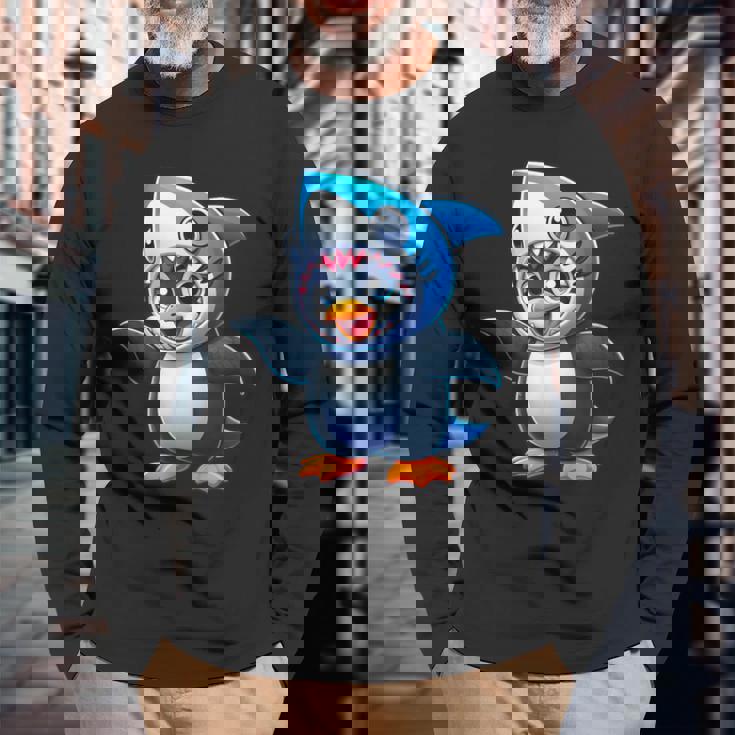 かわいいペンギンのサメのフュージョン漫画コスチューム。 長袖Tシャツ 高齢者への贈り物