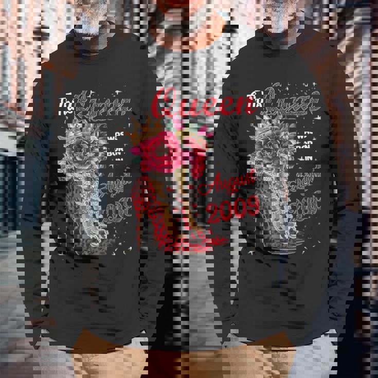 この女王は2009年8月に誕生しました。 長袖Tシャツ 高齢者への贈り物