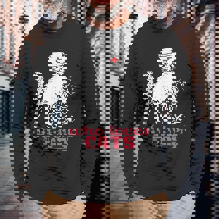 ただの猫好きナースおもしろいネコナース 長袖Tシャツ 高齢者への贈り物