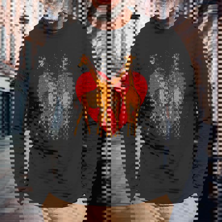 アフリカ サファリ アニマル ハート バレンタインデー ギフト ラブ キリン 長袖Tシャツ 高齢者への贈り物