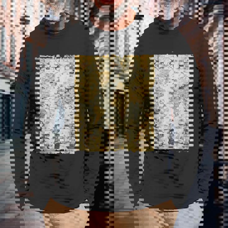 アンティーク地図 海の生き物 海賊 長袖Tシャツ 高齢者への贈り物