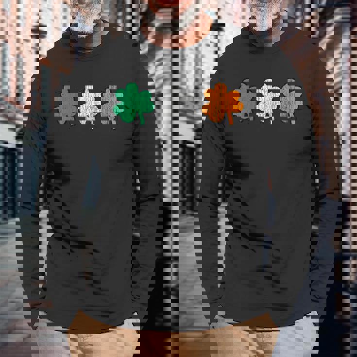 アンティーク調 シャムロック レトロスタイル アイリッシュ 三つ葉 クローバー かわいい 長袖Tシャツ 高齢者への贈り物