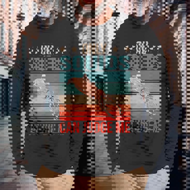 イカは私を判断できる 烏賊 イカ 長袖Tシャツ 高齢者への贈り物