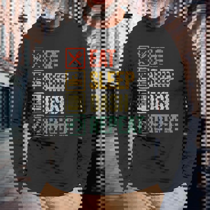 イートスリープダッシュリピートビデオゲームジオメトリビデオゲーマー 長袖Tシャツ 高齢者への贈り物