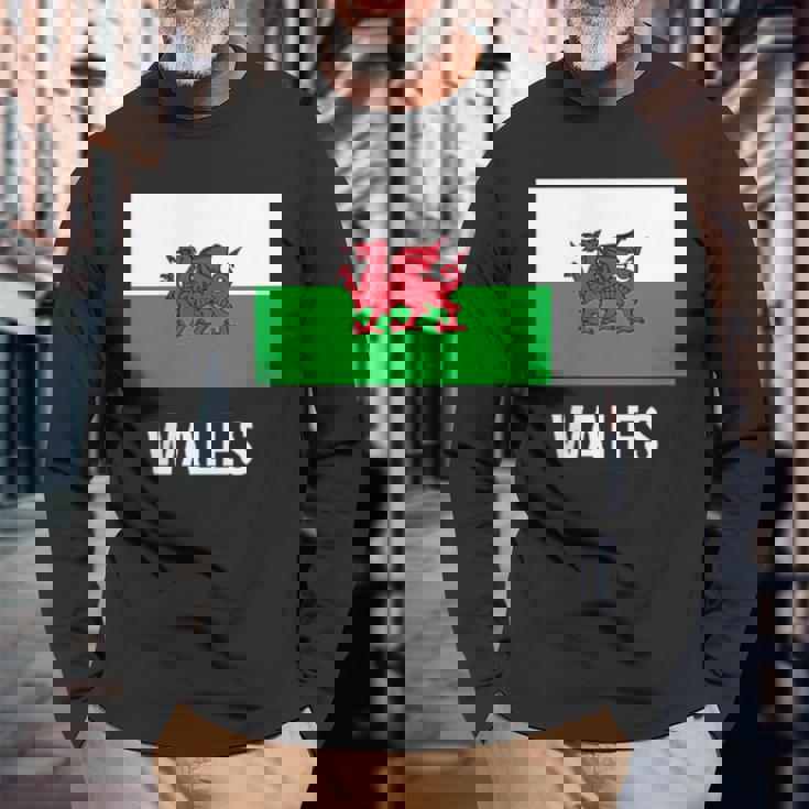 ウェールズのウェールズの旗 長袖Tシャツ 高齢者への贈り物