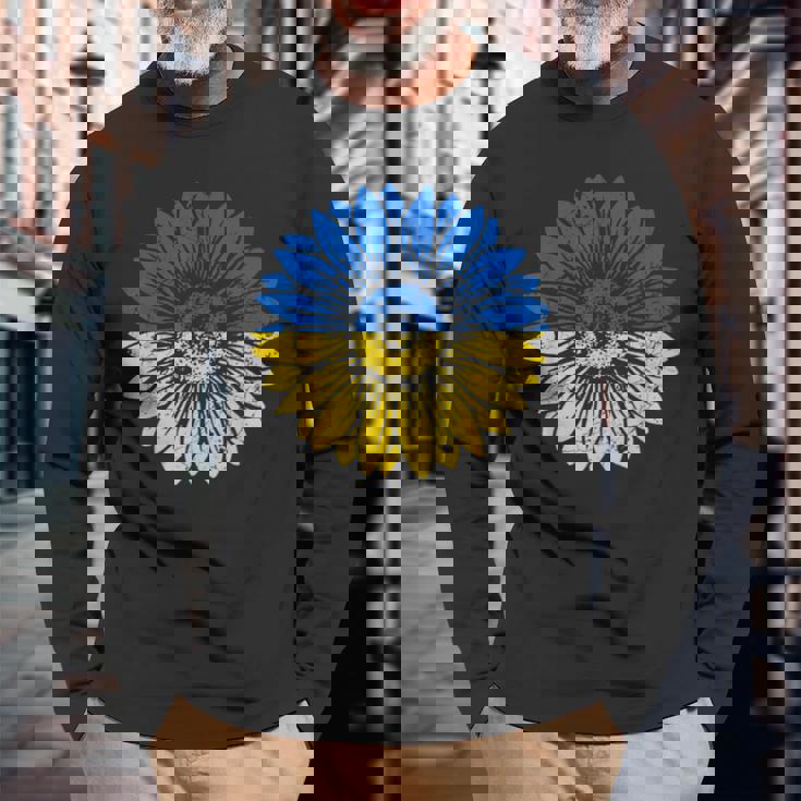 ウクライナの平和ひまわり苦しめられた青と黄色 長袖Tシャツ 高齢者への贈り物
