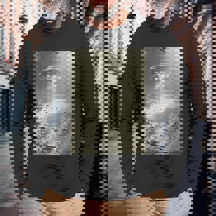 エイリアン Ufo の侵略 面白いハムスターの自撮り 長袖Tシャツ 高齢者への贈り物