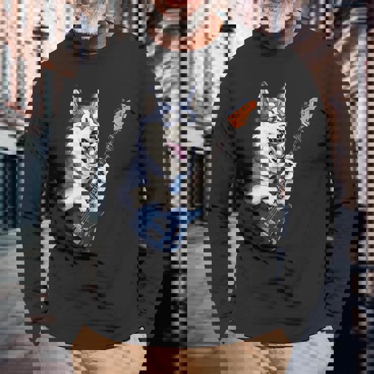 エレキギターを弾く面白いシベリアンハスキー犬ミュージシャン 長袖Tシャツ 高齢者への贈り物