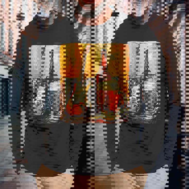 エレキギター好きのための酒とビールのロックギター 長袖Tシャツ 高齢者への贈り物