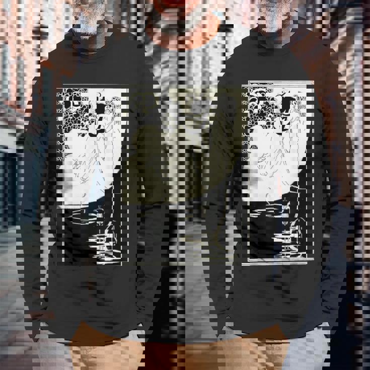 オーブリー・ビアズリーによるクライマックス 長袖Tシャツ 高齢者への贈り物