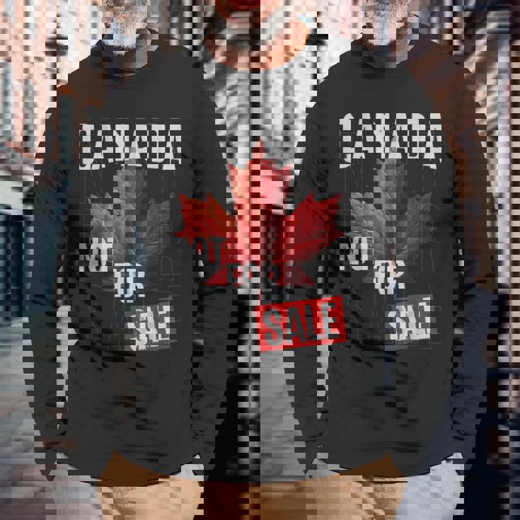 カナダはメープルリーフの愛国的なシャツと一緒に販売されていません。 長袖Tシャツ 高齢者への贈り物