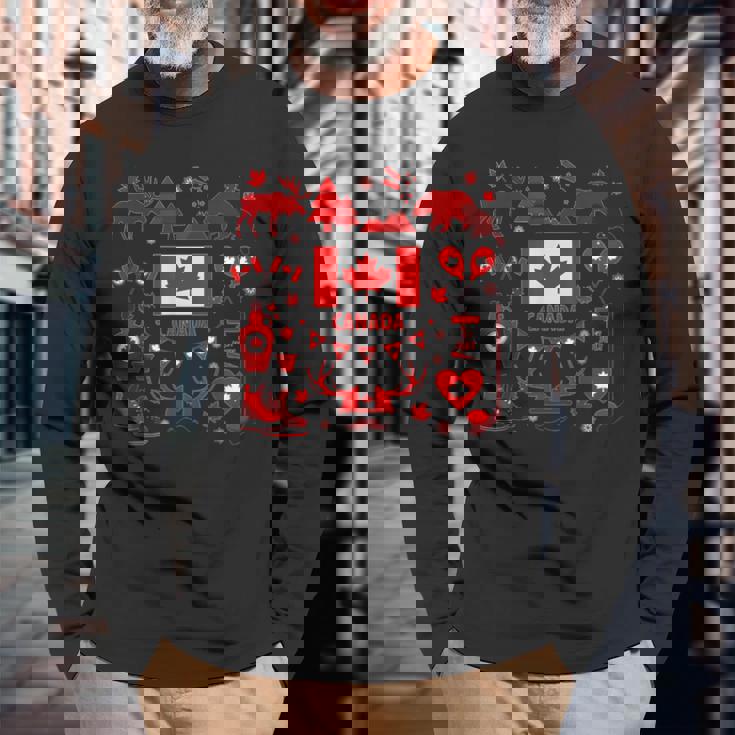 カナダ国旗tシャツ、カナダtシャツ、カナダ国旗、カナダ地図 長袖Tシャツ 高齢者への贈り物