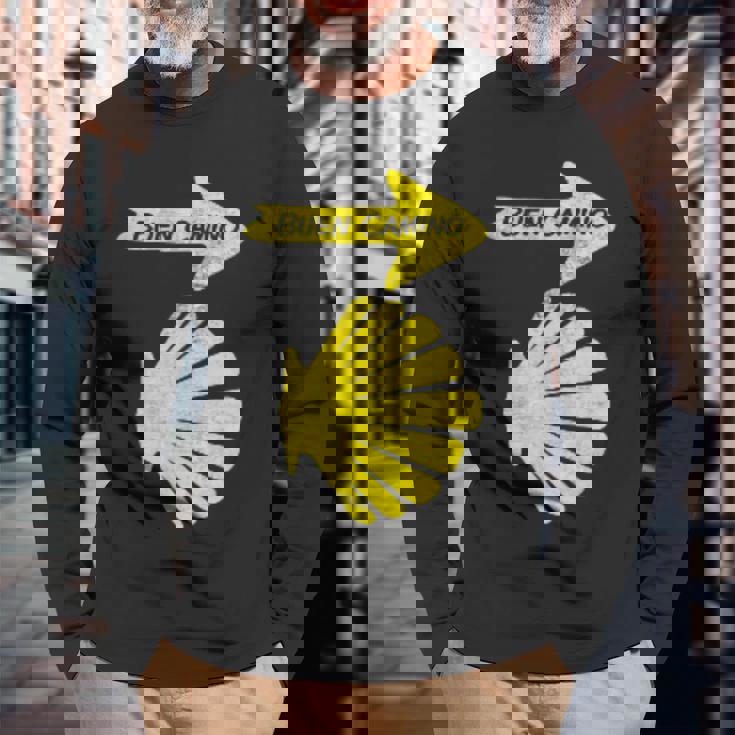 カミーノデサンティアゴの巡礼のシンボル、ブエンカミノシェル 長袖Tシャツ 高齢者への贈り物