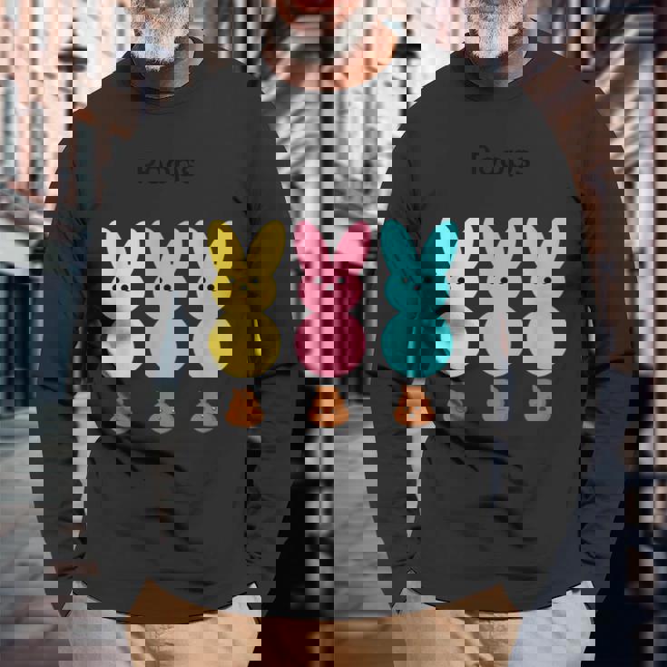 カラフルなマシュマロバニーのうんち 長袖Tシャツ 高齢者への贈り物