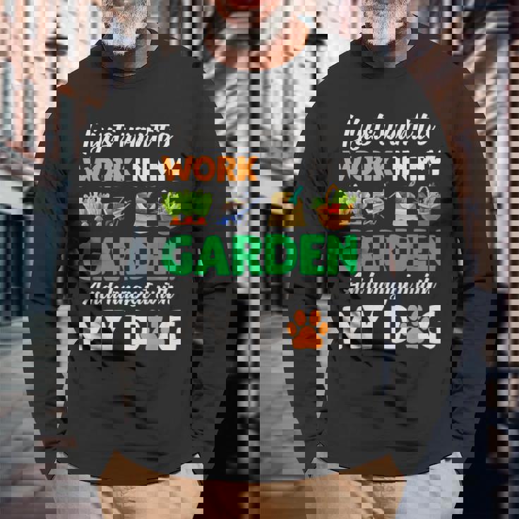 ガーデニング 犬 ペット好き 庭師 庭 ペット ギフト 植物 長袖Tシャツ 高齢者への贈り物