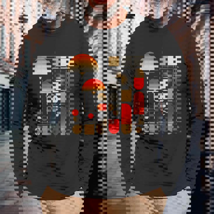 キノコ 幾何学 アート イラスト グラフィック キノコ 長袖Tシャツ 高齢者への贈り物