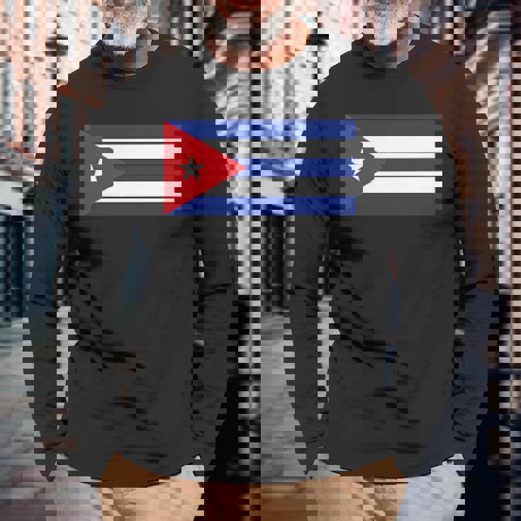 キューバ国旗 長袖Tシャツ 高齢者への贈り物