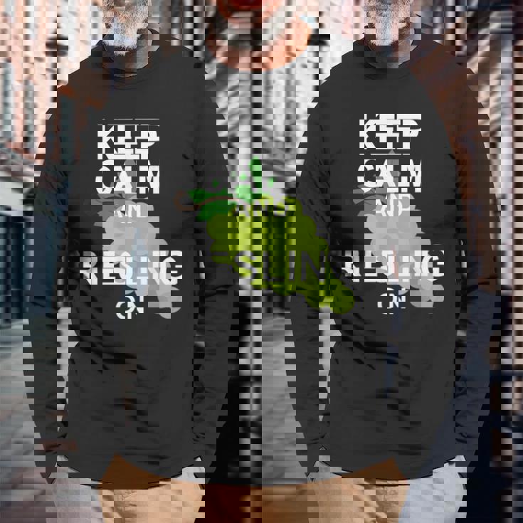 キープ・カームとリースリング・オン・ワイン 長袖Tシャツ 高齢者への贈り物