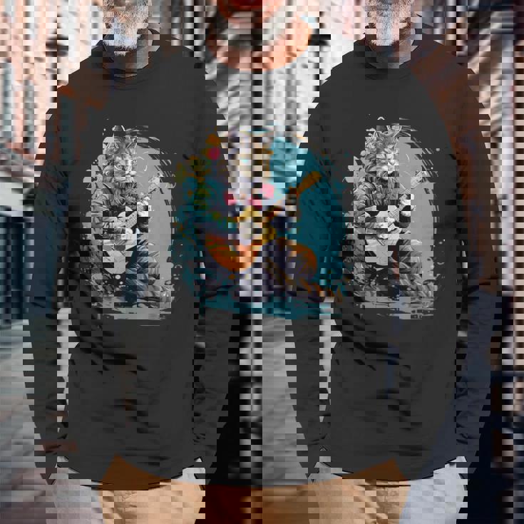 クラシックギターを弾く猫 猫 ギター 音楽 長袖Tシャツ 高齢者への贈り物