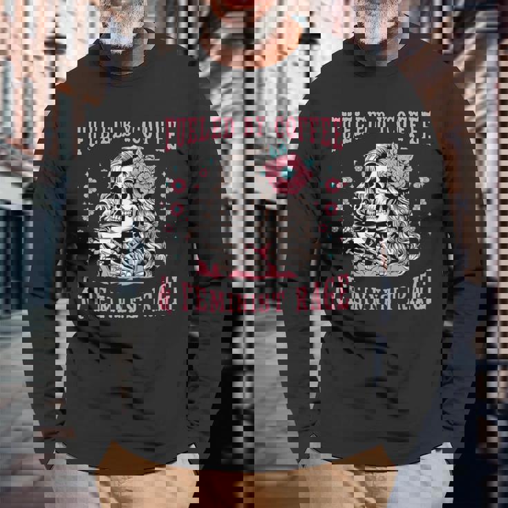 コーヒーフェミニストの怒りに支えられたスケルトンフェミニスト フェミニズム 長袖Tシャツ 高齢者への贈り物