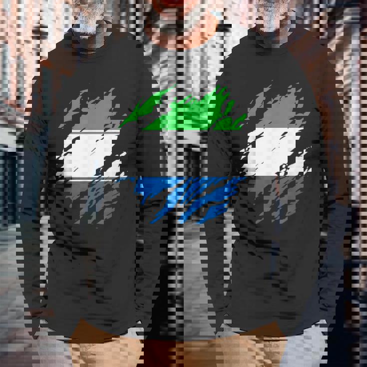 シエラレオネの国旗シエラレオネ 長袖Tシャツ 高齢者への贈り物