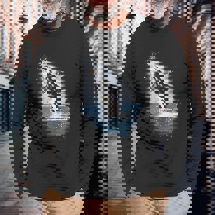 シャチとシャチのギフト 長袖Tシャツ 高齢者への贈り物