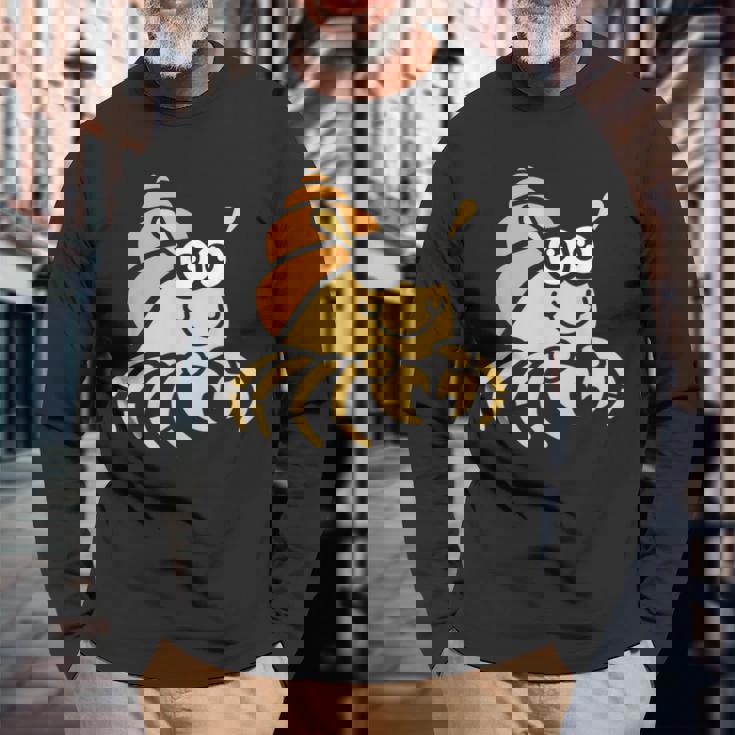 シンプルでかわいいミニマリストの甲殻類のリトル・ハーミット・バーナード 長袖Tシャツ 高齢者への贈り物